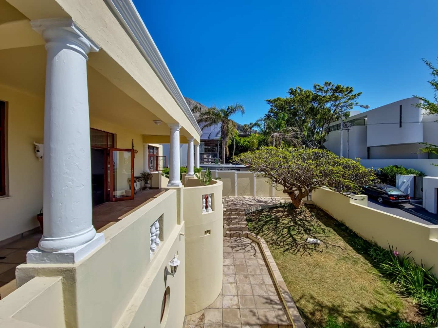 3 Bedroom Property for Sale in Fresnaye Western Cape